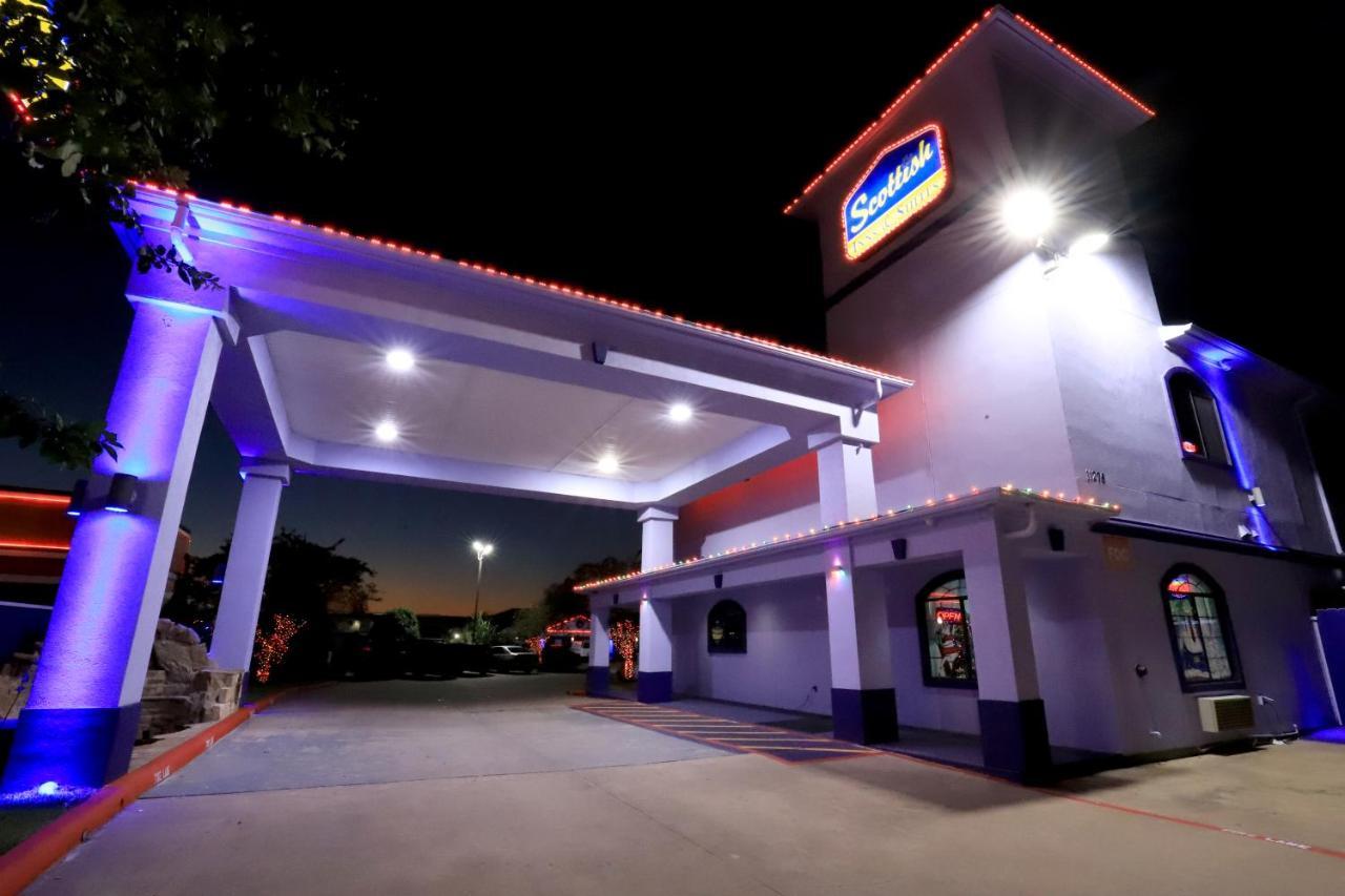 Scottish Inn And Suites Houston-Jones Road Louetta Exteriör bild